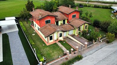 PORZIONE DI BIFAMILIARE A BAGNOLO SAN VITO