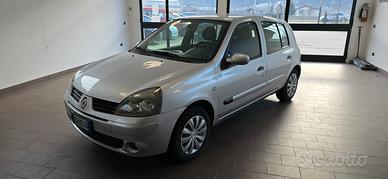 Renault Clio 1.2 16V