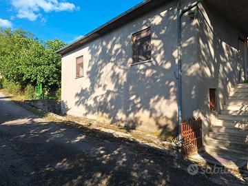 Casa nel verde della Sabina