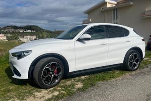 Alfa Romeo Stelvio Veloce Ti Q4 210cv Villa d’Este
