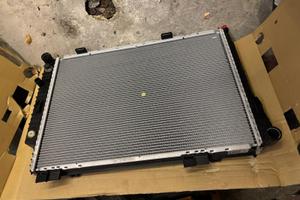 radiatore mercedes-benz