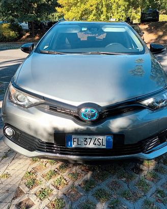 Toyota Auris 18 Hybrid Black Edition