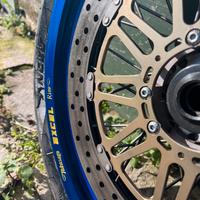 Cerchi motard, pinza e pompa brembo+ disco 320mm