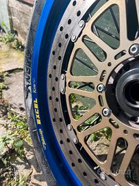 Cerchi motard, pinza e pompa brembo+ disco 320mm