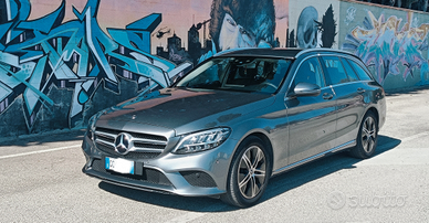 Mercedes Benz C220 con 2 anni di garanzia Mercedes