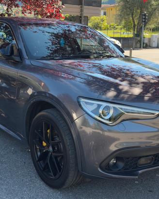 Alfa Romeo Stelvio Sport Edition AT8 Q4 2.2 210 CV