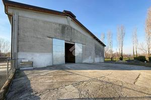 MAGAZZINO A BEDIZZOLE