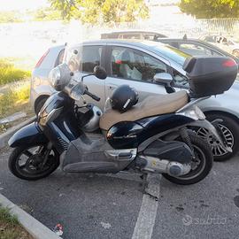 Scarabeo 250
