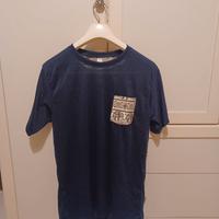 Nuova T-shirt con taschino Thailandese