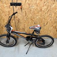 BMX Bicicletta