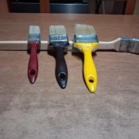 set 4 pennelli per smalto