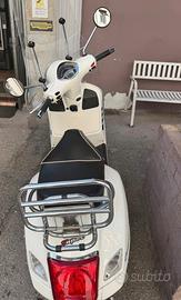 Vespa gts super 300