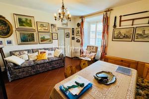 TRILOCALE ALL' ULTIMO PIANO CON AMPIA CANTINA