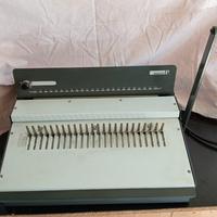 Rilegatrice manuale a dorsi plastici