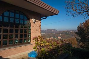 Villa singola composta da 2 unità indipendenti