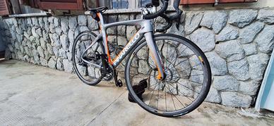 bicicletta corsa pinarello
