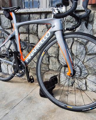 bicicletta corsa pinarello