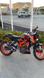 Ktm Duke 390 prezzo trattabile