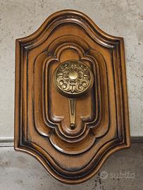 Antico Appendi abiti legno e ottone vintage 