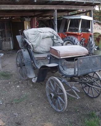 CARROZZA D'EPOCA DEL 1850