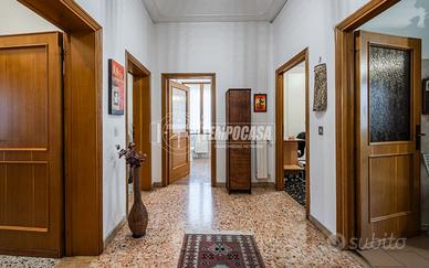 Appartamento a Correggio Via San Martino 3 locali