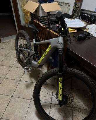 Santa cruz heckler SL