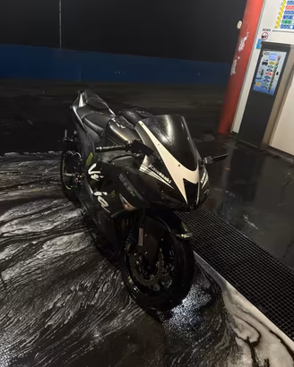 kawasaki ninja zx6r