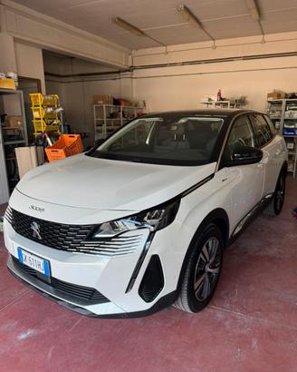 PEUGEOT 3008 hybrid