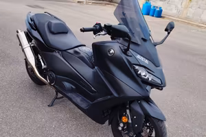 Yamaha TMax 560