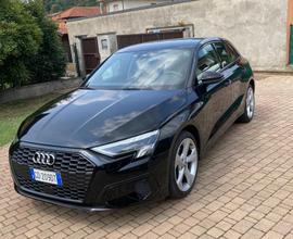 Audi a3 sportback 35tfsi business advanced