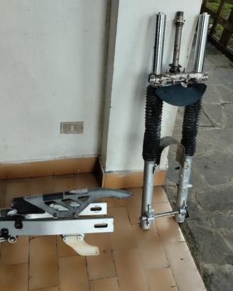 Completo moto Honda "Dominetor"