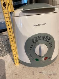 Friggitrice ad olio piccola