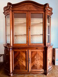 Vetrina classica salotto