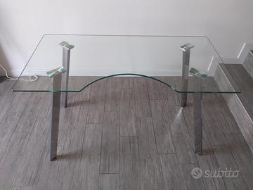 Scrivania in vetro e acciaio