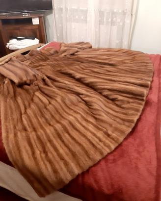 pelliccia visone maschio