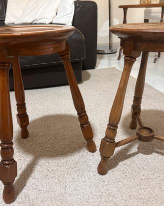 Sgabelli in legno