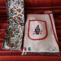 Vassoietto e grembiule bianco nuovi