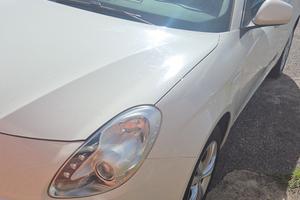 Alfa Romeogiulietta 14 GPL in perfette condizioni 