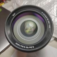 Obiettivo Sony E 18-200 oss
