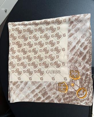 Foulard Guess