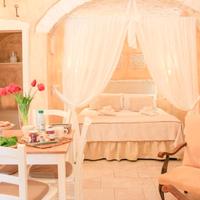 Doppia unità abitativa in pietra ristrutturata