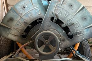 Rimorchio agricolo + botte da diserbo