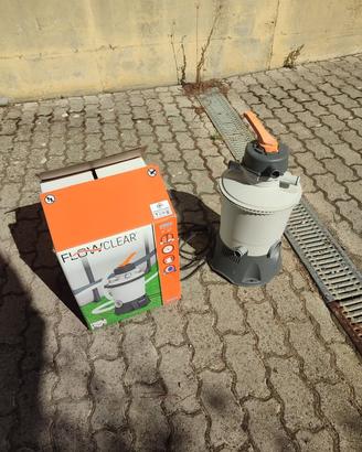 Pompa piscina Bestway, scaletta esterna e telo