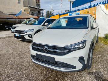 Volkswagen Taigo TSI 110cv DSG R-Line / Varie Disp