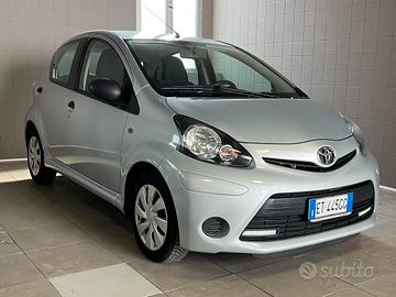 Toyota Aygo 1.0 Connect 5porte - UnicoProprietario