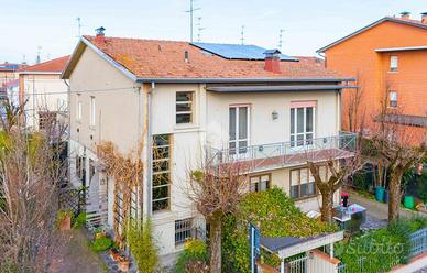 CASA SEMINDIPENDENTE A CARPI