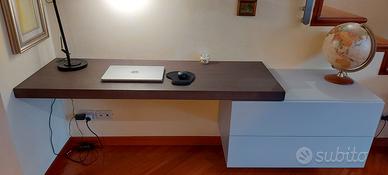 Top Scrivania in rovere cenere e cassettiera