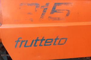Trattore agricolo FIAT 215 frutteto