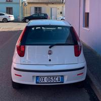 Fiat Punto 3ª Serie – 2010 – 120.000 km