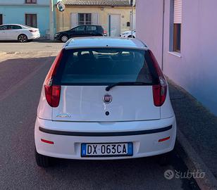 Fiat Punto 3ª Serie – 2010 – 120.000 km